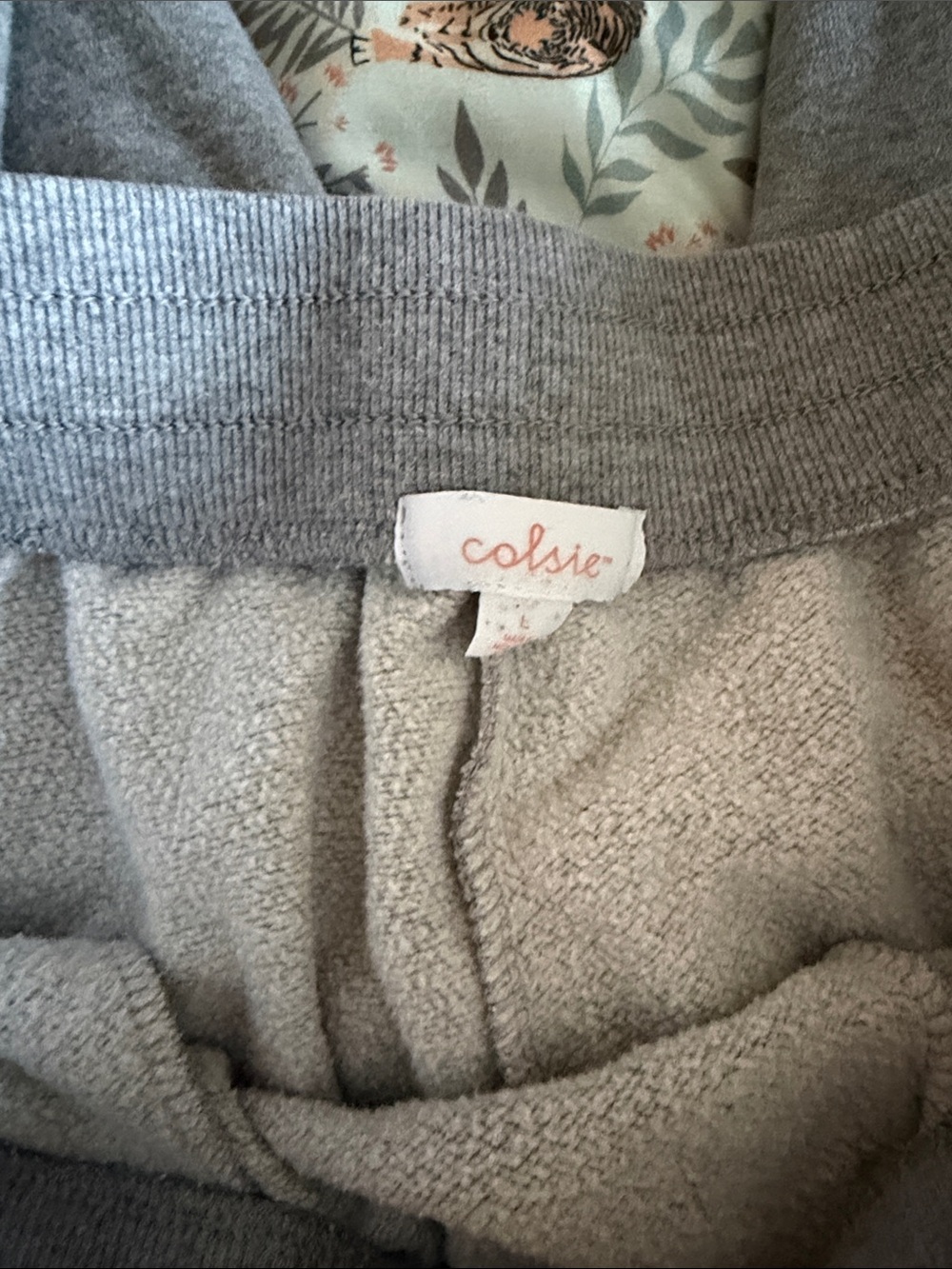 Colsie Gray Sweatpants - Soft Everyday Bottoms - Large - Picture 3 of 4